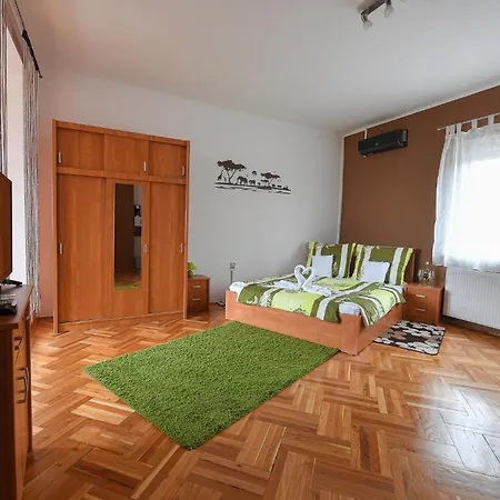 Apartment Kokusz Eger