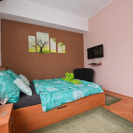 Kokusz Apartment Eger